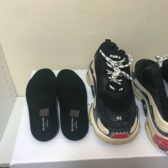 Balenciaga Triple S OG Size 12 / 45 EU - Picture 5 of 5